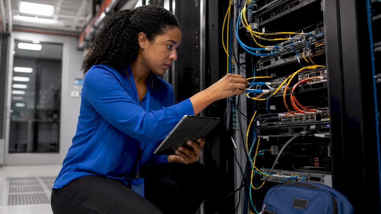 Last-Mile Connectivity for Multi-Site Businesses: 2026 Guide